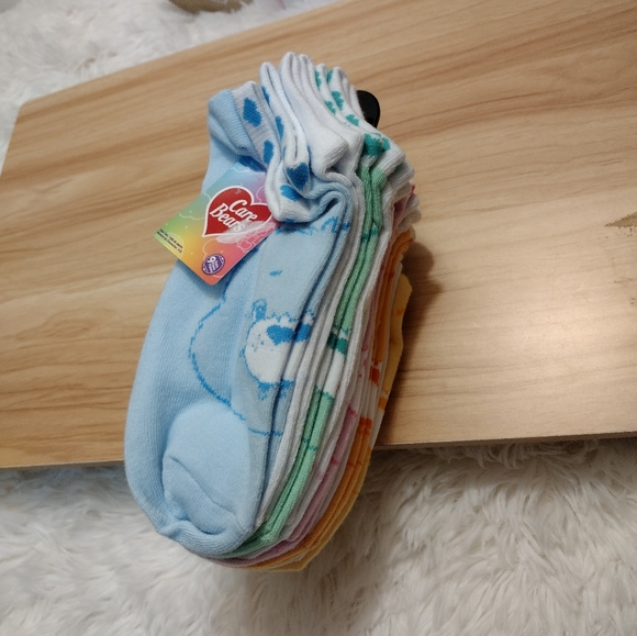 Care Bears 9 Pairs Multi-Pack Socks Women's One Size Fits Most ๐ฉท๐๐ ๐ - Picture 3 of 8